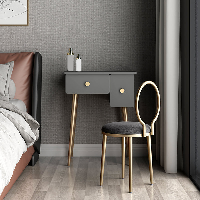 Vanity di trucco in legno/metallo glam con cassetto in grigio per camera da letto