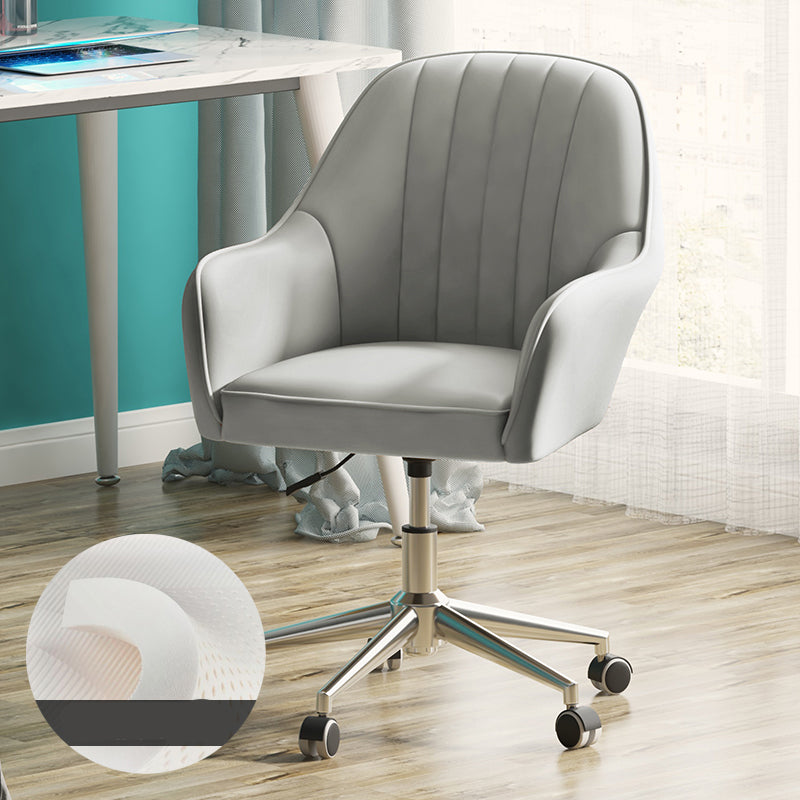 Contemporary Upholstered Arms Desk Chair Height-adjustable Office Chair Light Gray Silver Clearhalo 'furn' 'furn_office_chair' 'Furniture' 'Office Chairs' 'Office Furniture' 'office_chair' 5389298