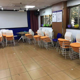 Eigentijdse armloze bureaustoel geen pijnlijke ergonomische stoel