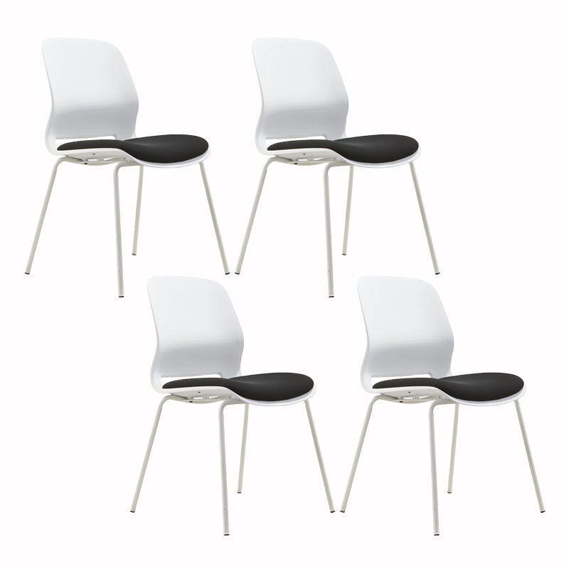 Eigentijdse armloze bureaustoel geen pijnlijke ergonomische stoel