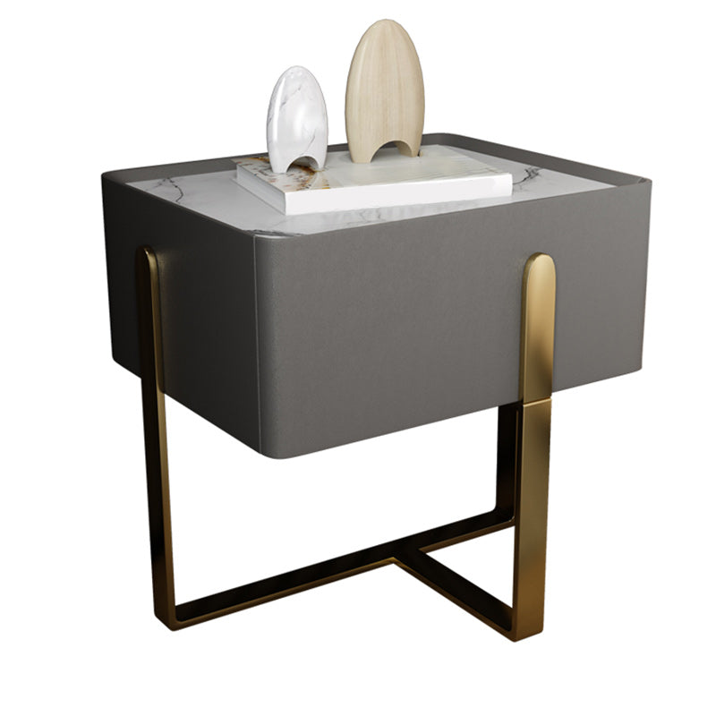 Comodante in pelle glam in pietra top tavolo da notte con un telaio metallico