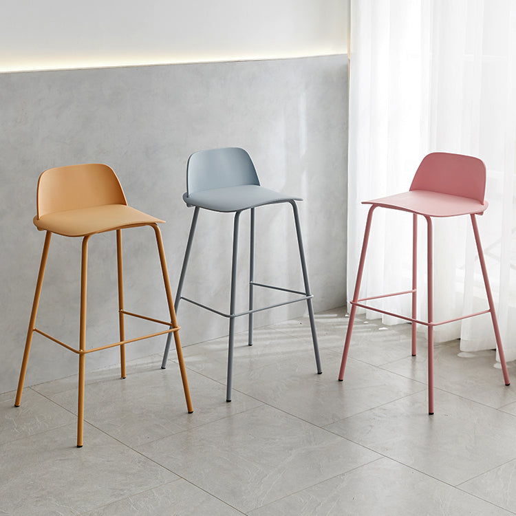 Modern Style Bar-stool Plastic Counter Bar Stool with Metal Legs for Home Clearhalo 'Bar Furniture' 'Bar Stools' 'bar_stools' 'furn' 'furn_bar_stools' 'Furniture' 'Kitchen & Dining Furniture' 5393094
