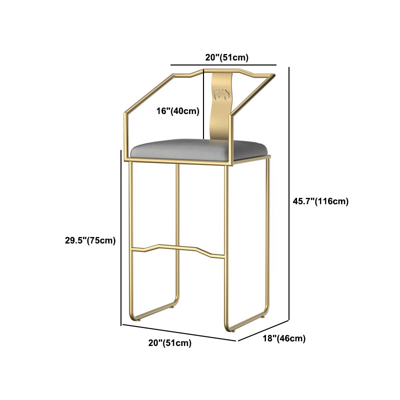 Set di tavoli da bar di lusso tradizionale 1/3/5 pezzi con una base d'oro