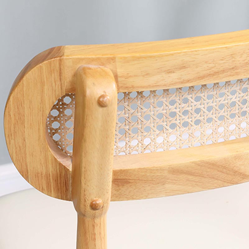 Sillas de comedor de ratán muebles de comedor abiertos con patas de madera en acabado mate