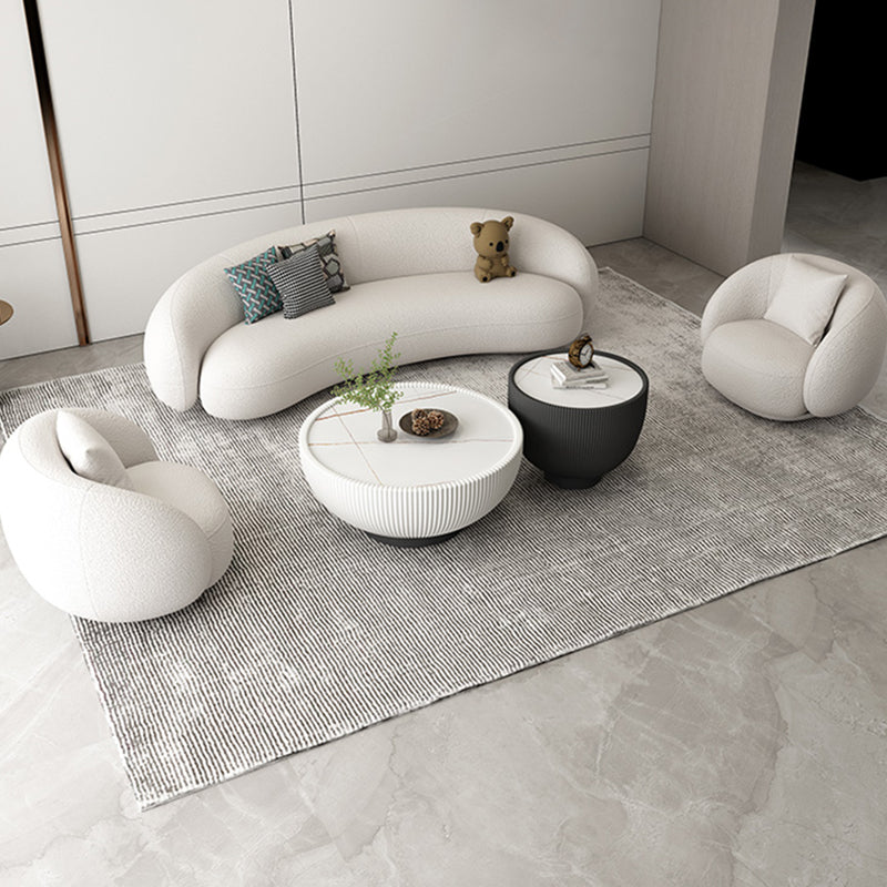 Moderne witte/grijze wol gebogen bank strakke achterkant -stationaire sectionele sectionele