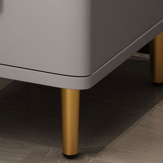 21,6 "großer massiver Holz Nachttisch modern