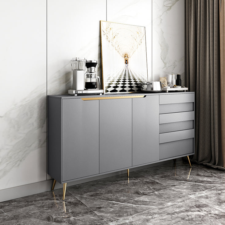 Credenza in legno ingegnerizzato a 3 cassetti ingegneri moderni rilancio regolabili per soggiorno