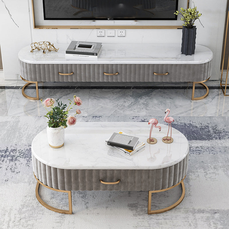 Meuble TV scandinave imitation marbre, console TV de rangement fermée avec tiroirs