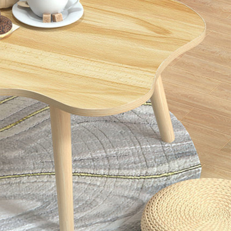 Modern Wooden Free Form Coffee Table with 4 Natural Wooden Legs