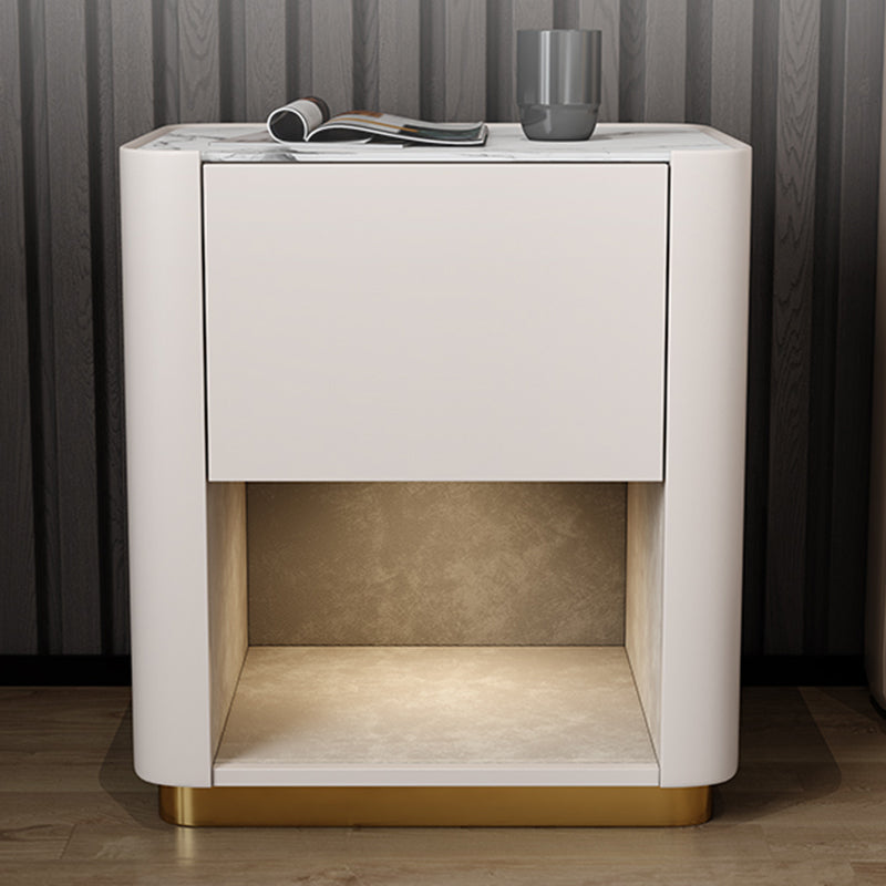 Moderna de madera maciza y cajón nocturno de pizarra.