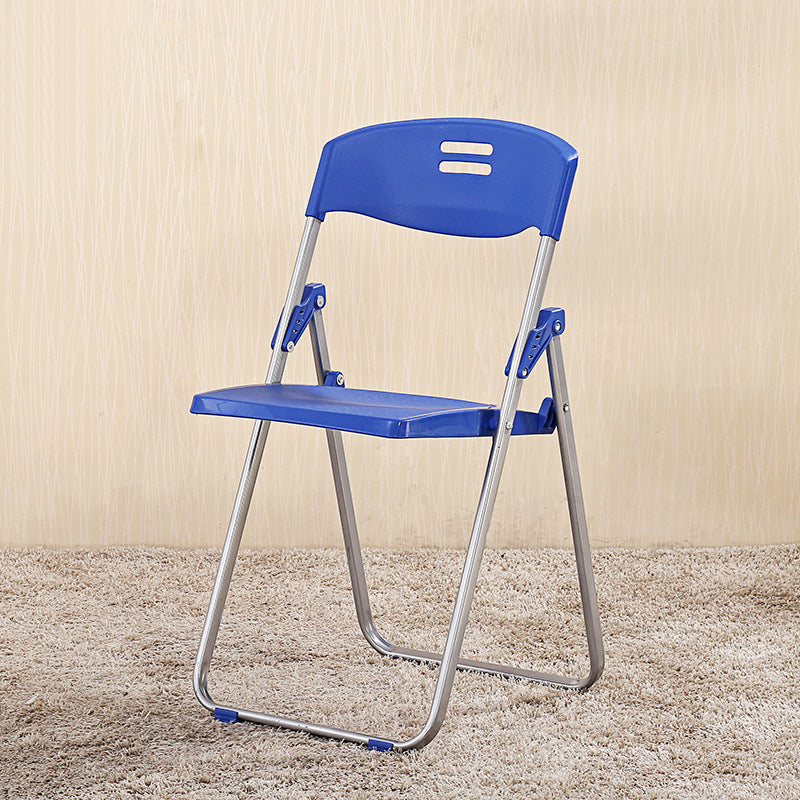 Silla de escritorio de metal y plástico moderna con silla de oficina en casa en la mitad de la parte posterior