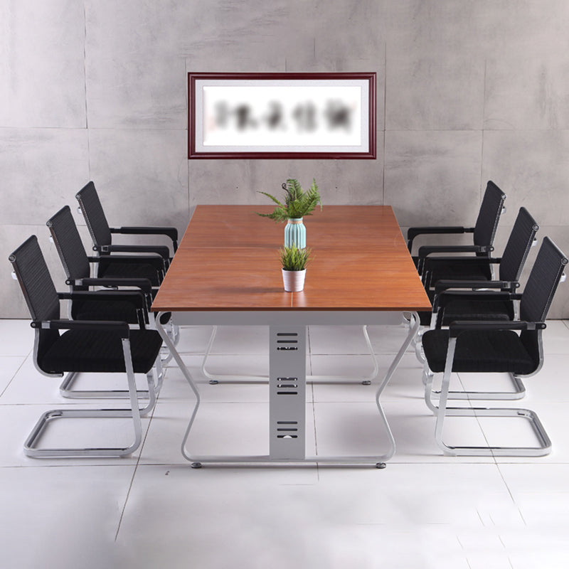 Silla moderna de escritorio de acero negro y naranja con silla de oficina en casa mediana y alta