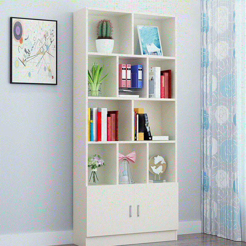 Bibliothèque standard de librairie moderne à l'arrière fermé en bois moderne avec porte