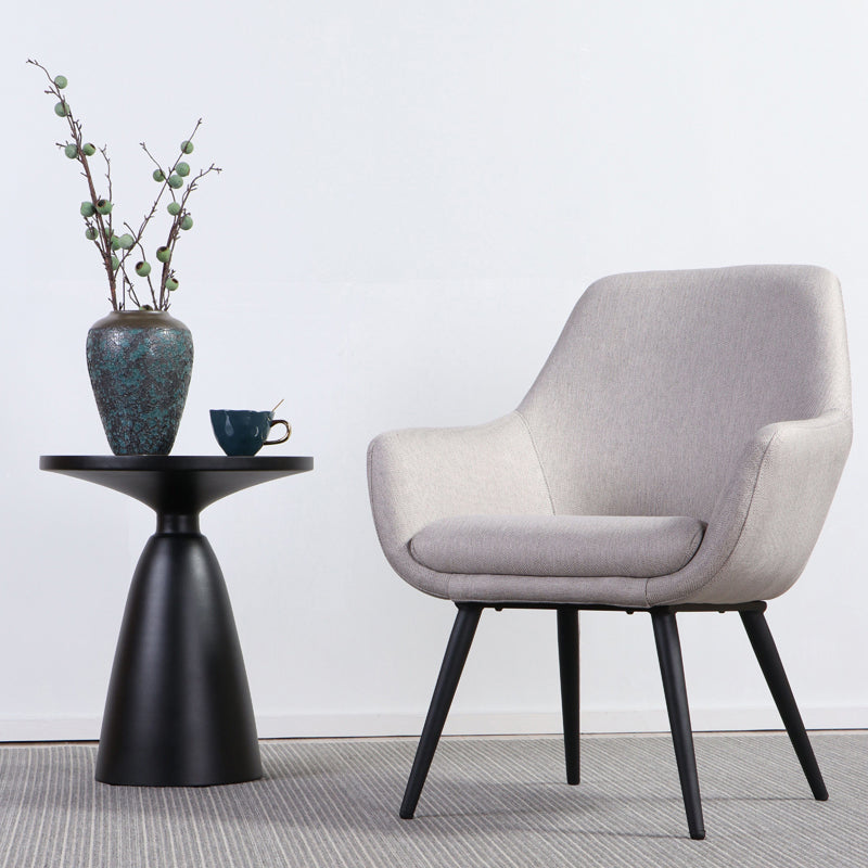 Strakke achterstoelarmen omvatten accentstoel 25.20 "w √ó 26.77" l √ó 33.46 "h