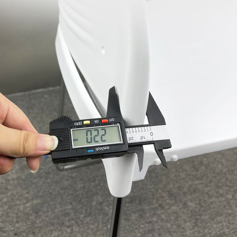 Moderner Konferenzstuhl mit ergonomischer Office -Stuhl im mittleren Rücken mit Metallrahmen