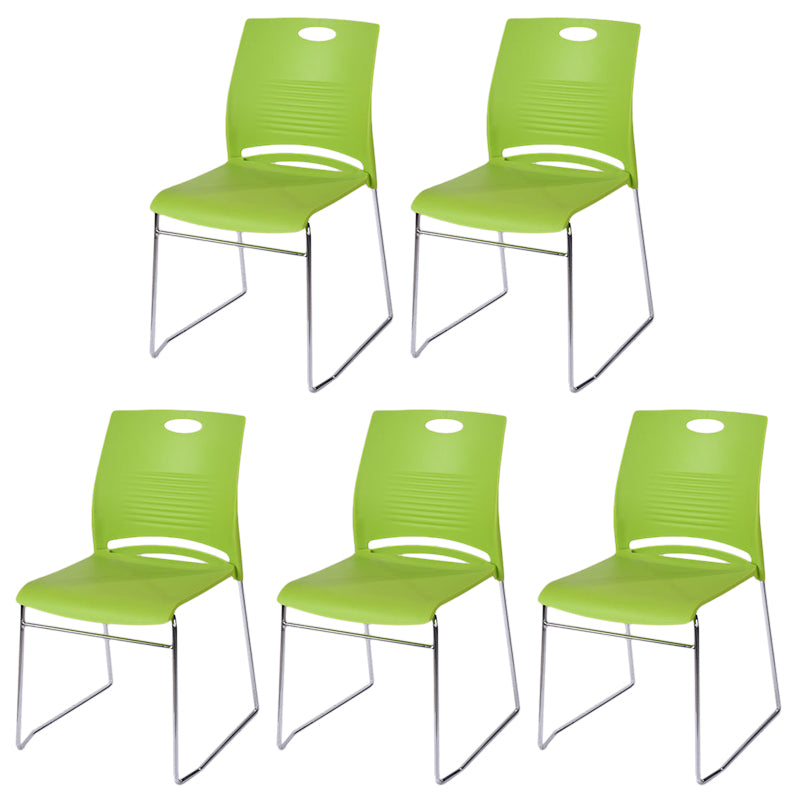 Moderner Konferenzstuhl mit ergonomischer Office -Stuhl im mittleren Rücken mit Metallrahmen