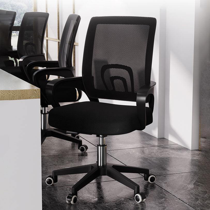 Moderne stijl bureau stoel vaste armen midden achterkant ergonomische taakstoel met wielen