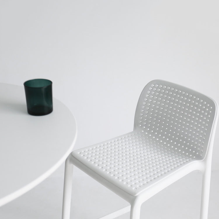 Moderne Style-Hop-Hop-Plastik-Theke-Barhocker mit Plastikbeinen für das Restaurant