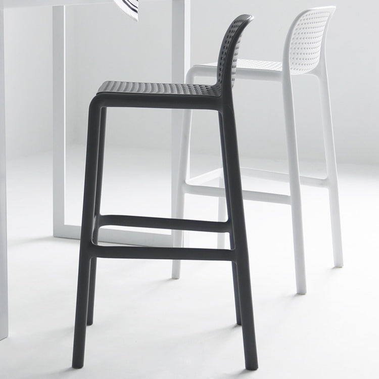 Moderne Style-Hop-Hop-Plastik-Theke-Barhocker mit Plastikbeinen für das Restaurant