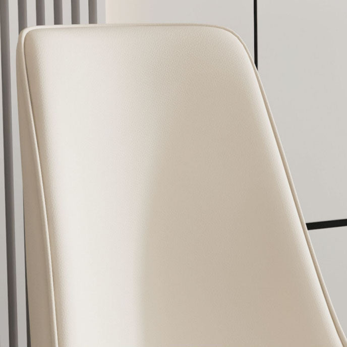 キッチンのマット仕上げのグラムフェイクレザーダイニングチェアパーソンズチェア