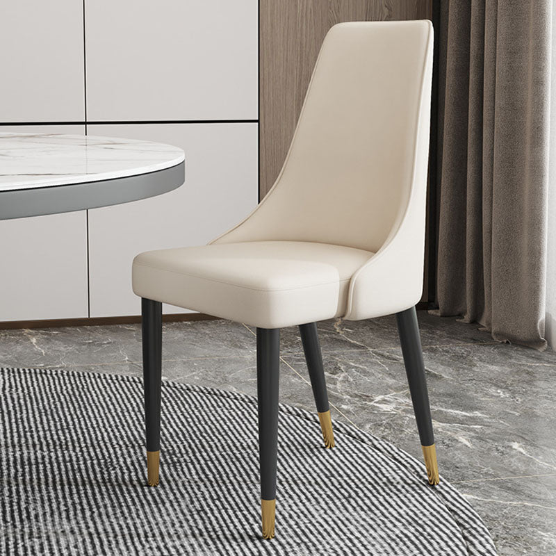 キッチンのマット仕上げのグラムフェイクレザーダイニングチェアパーソンズチェア