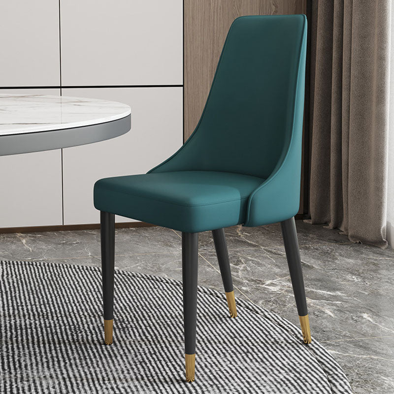 キッチンのマット仕上げのグラムフェイクレザーダイニングチェアパーソンズチェア