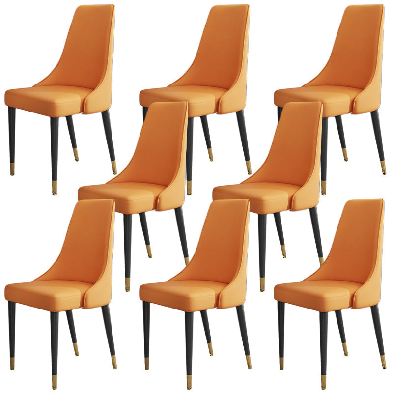 キッチンのマット仕上げのグラムフェイクレザーダイニングチェアパーソンズチェア