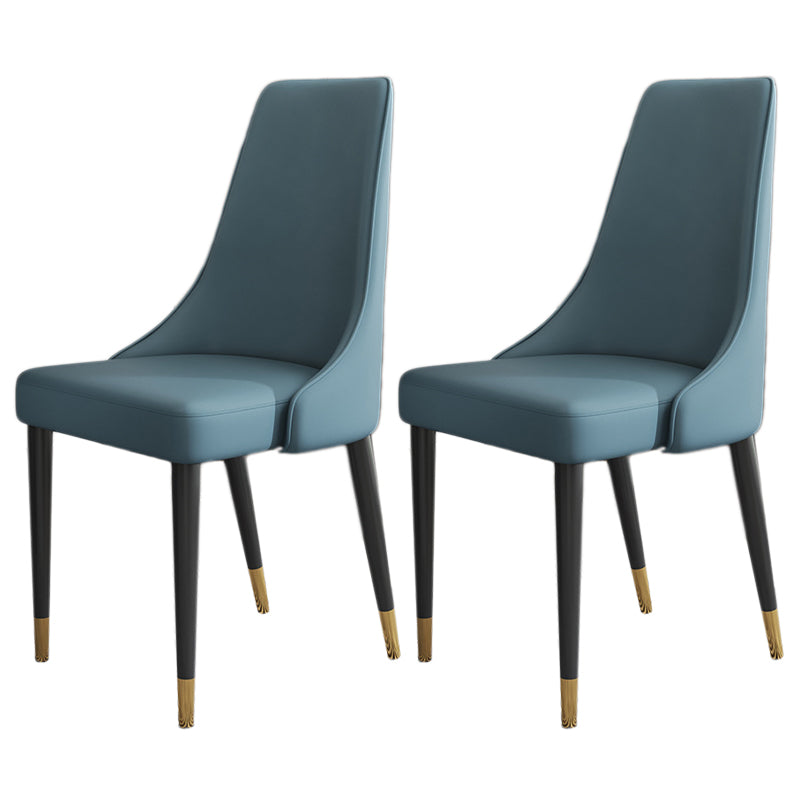 キッチンのマット仕上げのグラムフェイクレザーダイニングチェアパーソンズチェア