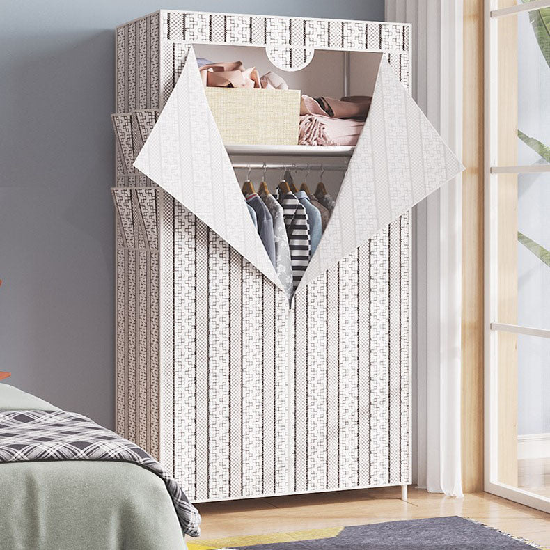 Armario de marco de metal Armario de estilo contemporáneo Gabinete de vestuario para dormitorio