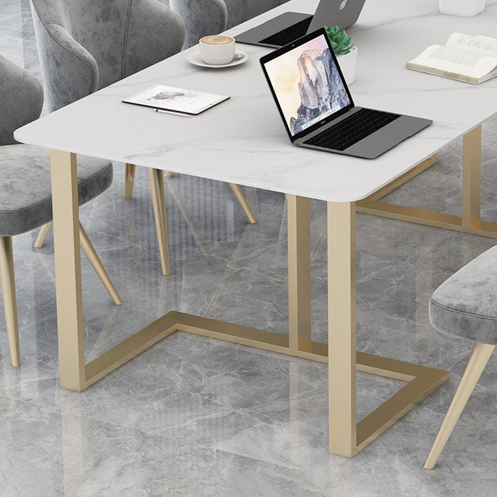 メタルベースのあるモダンな長方形のライティングデスク焼結石のオフィスデスク