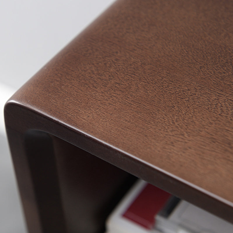 Verticale moderno moderno per la camera da letto per la camera da letto petto in bianco e marrone