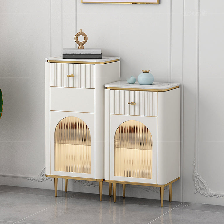 Commode combinée de style moderne vertical coffre de rangement de chambre à coucher blanc avec lumière du capteur