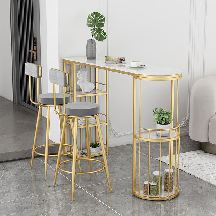 Eigentijdse stenen cocktailbar tafel met opbergkamer woonkamer tegen tafel