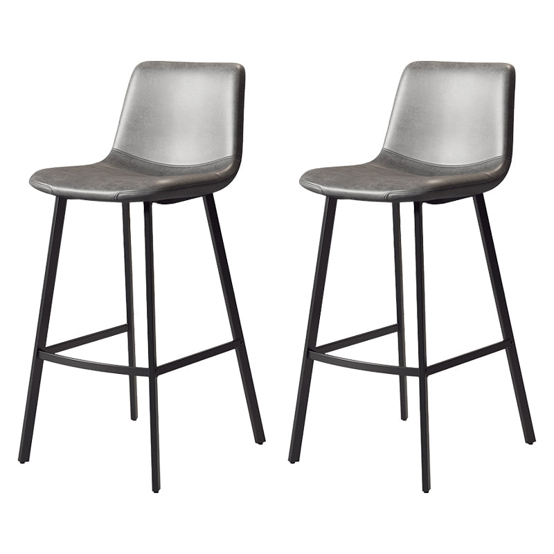 Taburete de bar sin brazos con respaldo Glam, taburete de bar de cocina de hierro con cojín de cuero y pedal