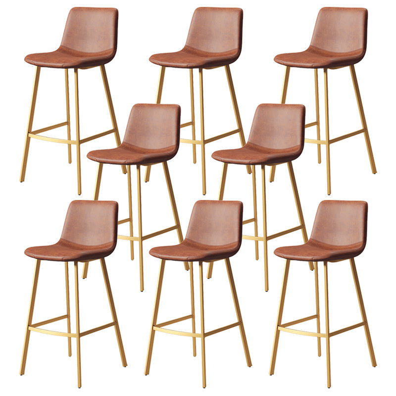 Taburete de bar sin brazos con respaldo Glam, taburete de bar de cocina de hierro con cojín de cuero y pedal