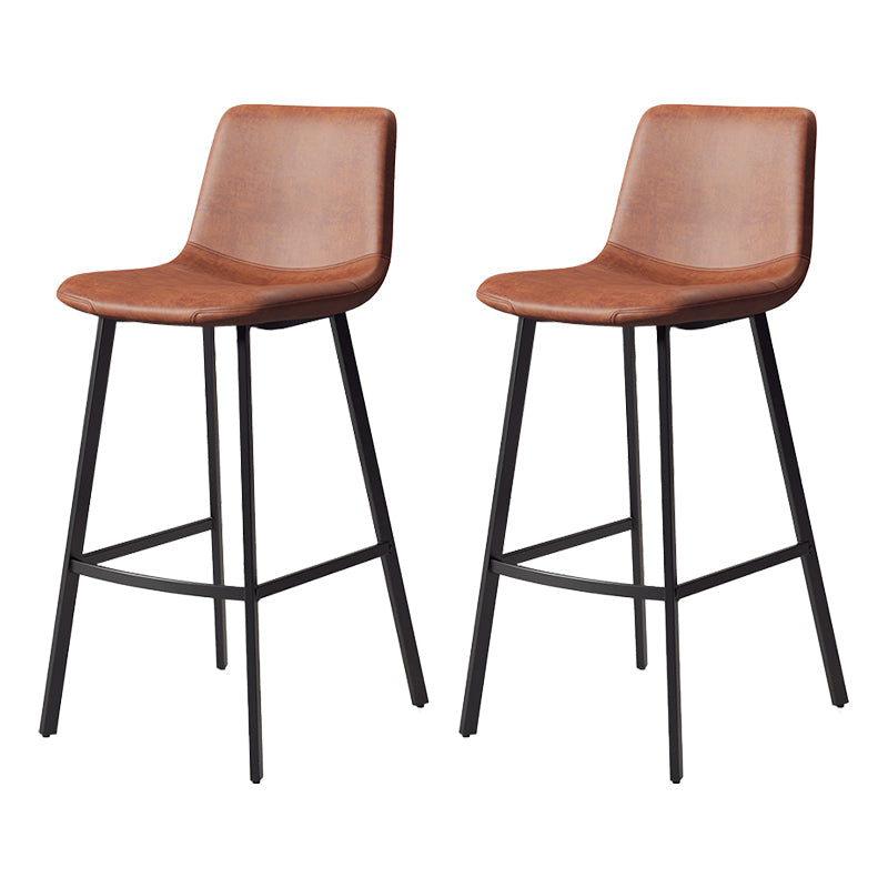 Taburete de bar sin brazos con respaldo Glam, taburete de bar de cocina de hierro con cojín de cuero y pedal