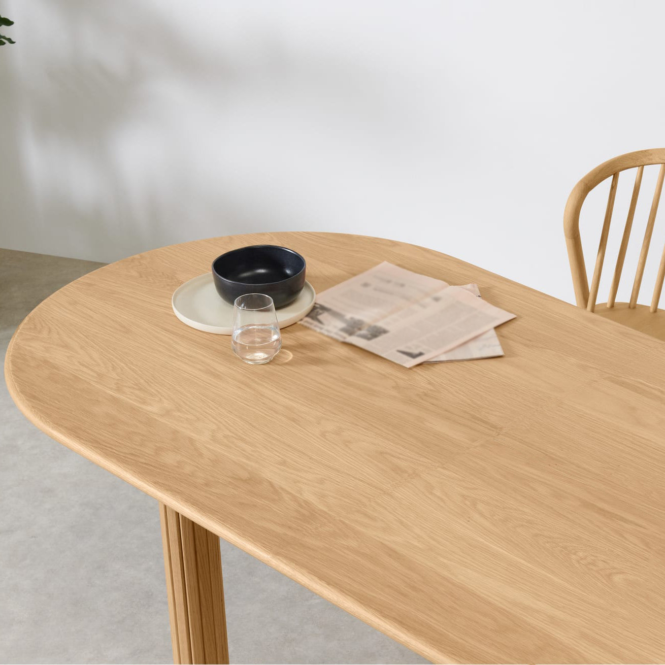 Mesa de comedor ovalada Mesa de comedor de madera maciza con 4 patas para cocina