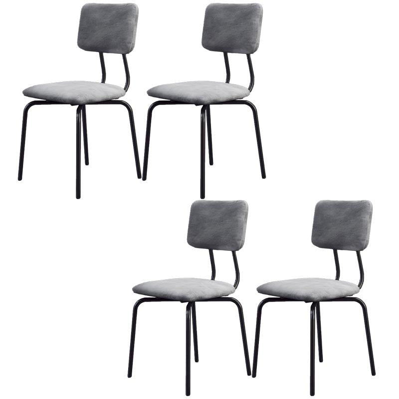 Chaise de salle à manger en faux cuir moderne chaise Parsons en finition mate pour la brasserie