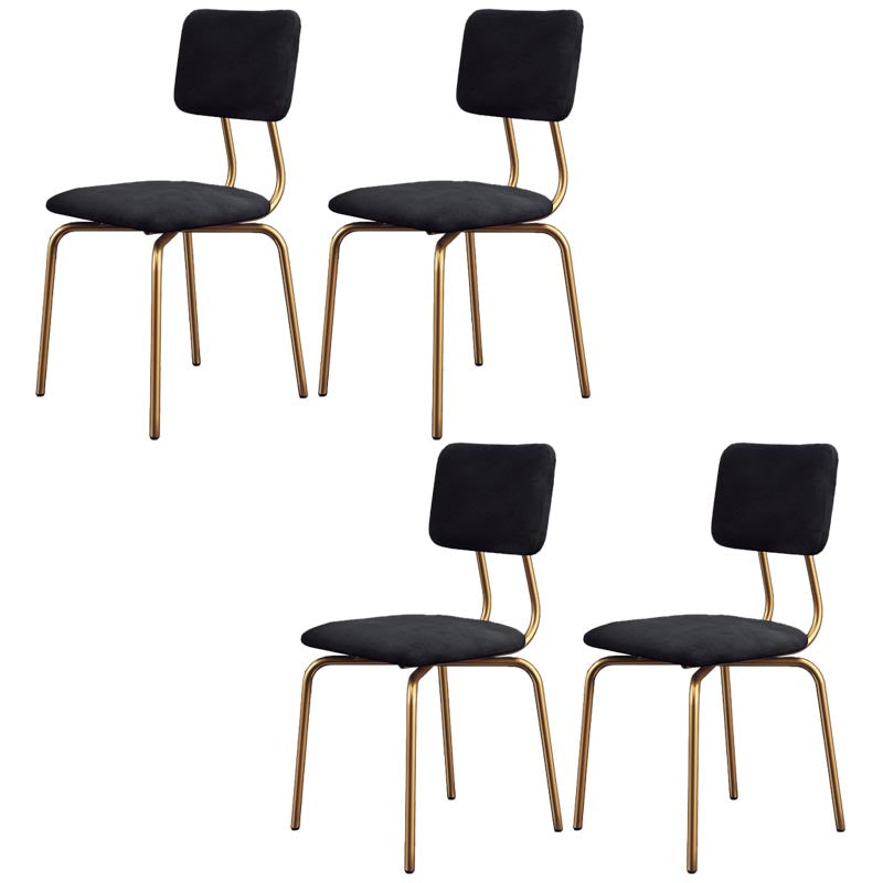 Chaise de salle à manger en faux cuir moderne chaise Parsons en finition mate pour la brasserie