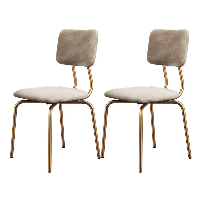 Chaise de salle à manger en faux cuir moderne chaise Parsons en finition mate pour la brasserie