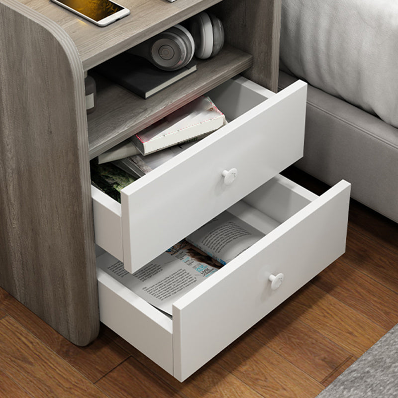 Hölzerne Nachttisch mit Regalen und Schubladen 15,7 "/22.8" hoher Nachttisch