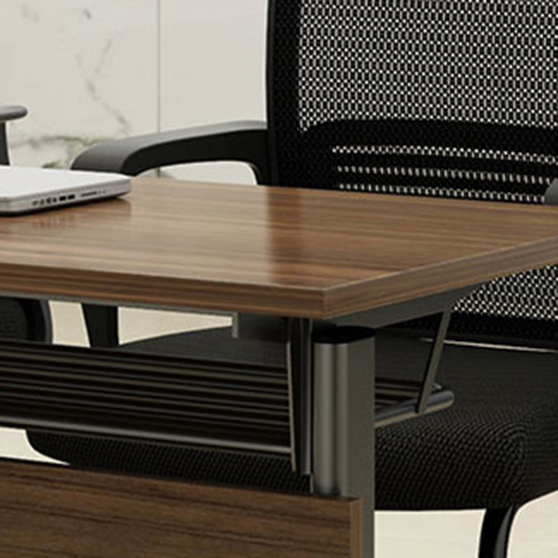 Scrivania rettangolare da ufficio in legno industriale con ruote