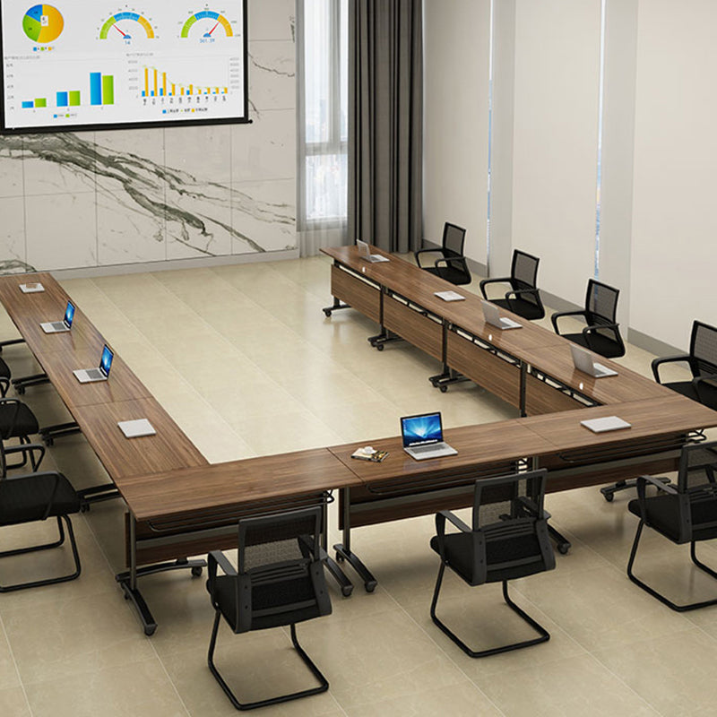 Scrivania rettangolare da ufficio in legno industriale con ruote