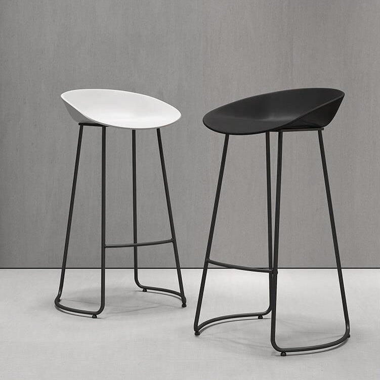 Contemporary Style Bar Stool Plastic Counter Bar Stool with Metal Legs Clearhalo 'Bar Furniture' 'Bar Stools' 'bar_stools' 'furn' 'furn_bar_stools' 'Furniture' 'furniture_bar_stools' 'Kitchen & Dining Furniture' 5457305