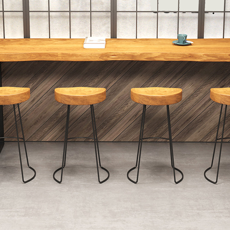 Taburete de bar de estilo industrial, taburete de bar de madera con patas de metal para el hogar