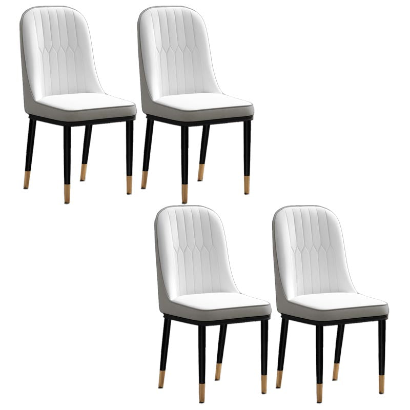 Glam kunstleer eetkamerstoel Parsons stoel met 4 poten in matte afwerking voor thuis