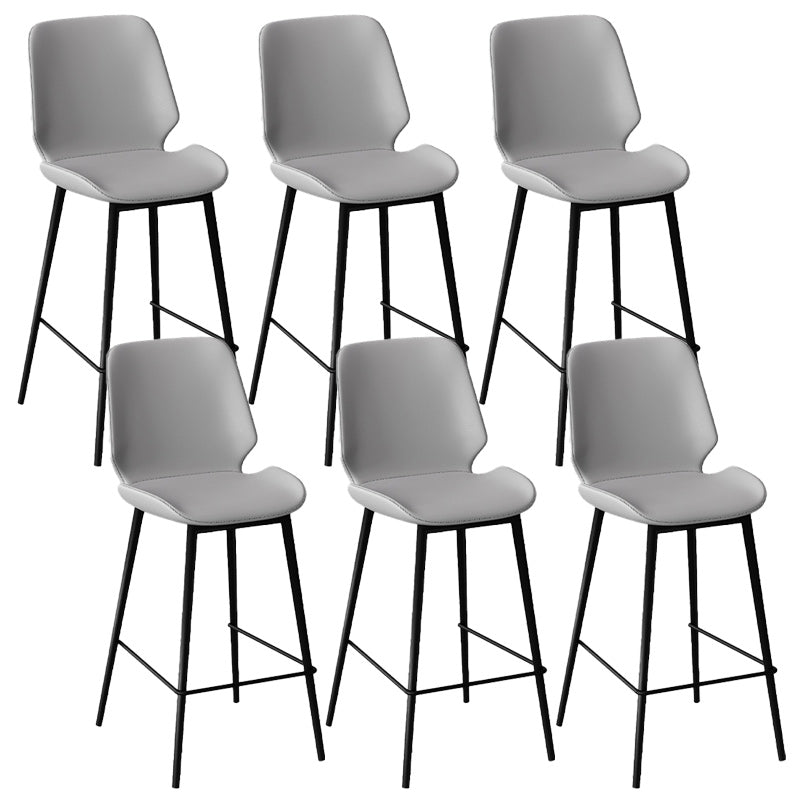 Taburete de cuero de cuero de cuero de cuero de cuero de cuero y taburete escandinavo