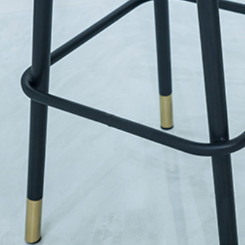 Sgabello da bar con bancone senza bracciolo sposta