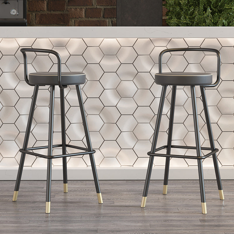 Sgabello da bar con bancone senza bracciolo sposta