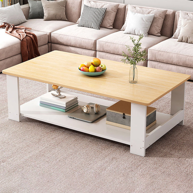 Moderner Couchtisch aus Holz mit Stauraum und Bündeltischen mit 4 Beinen